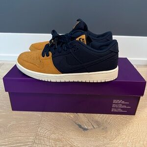 Nike SB Dunk Low Pro Midnight Navy Desert Ochre